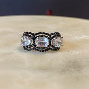 Gorgeous Danburite with Black Spinel Sterling Silver 3 Stone Ring (7.5)